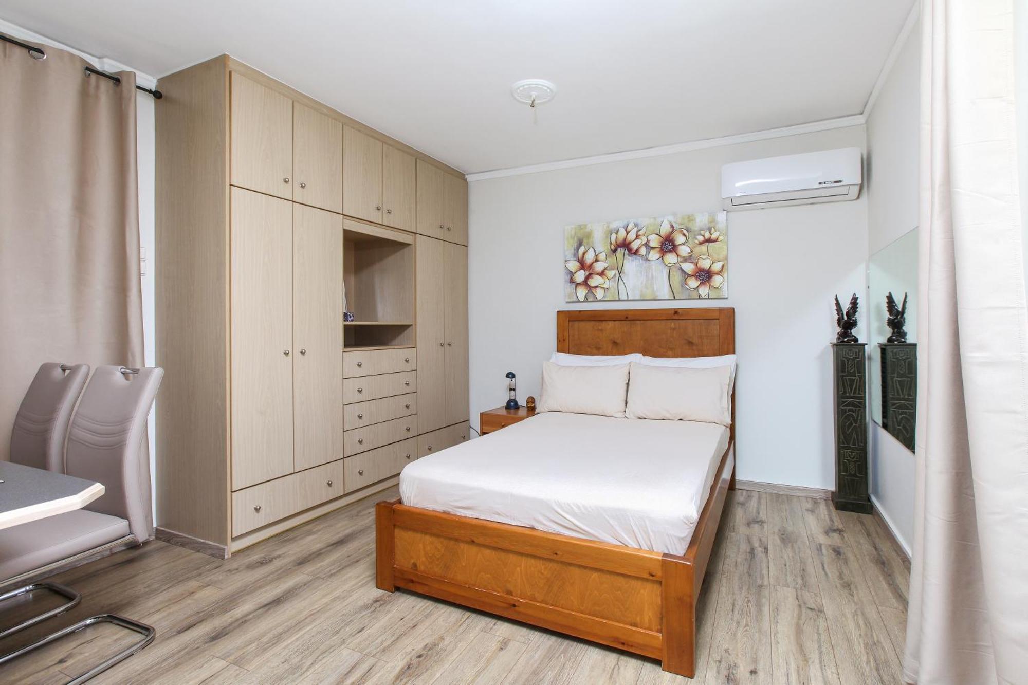 Loft Condo Next To Metro Station. Amazing View! Atenas Exterior foto